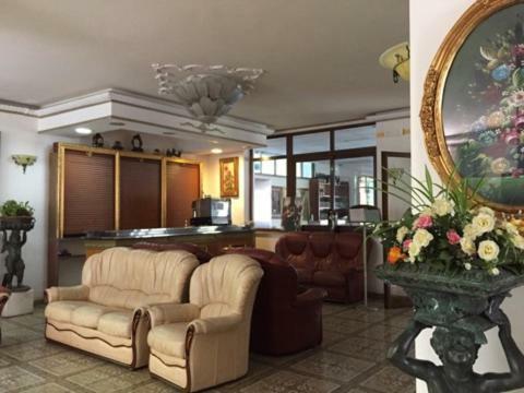 Hotel Cavour Соренто Екстериор снимка