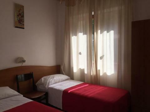 Hotel Cavour Соренто Екстериор снимка