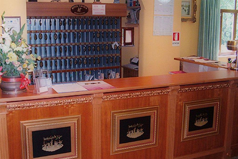Hotel Cavour Соренто Екстериор снимка